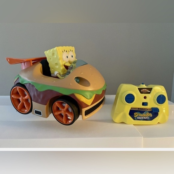Remote control SpongeBob hamburger car - Picture 1 of 1